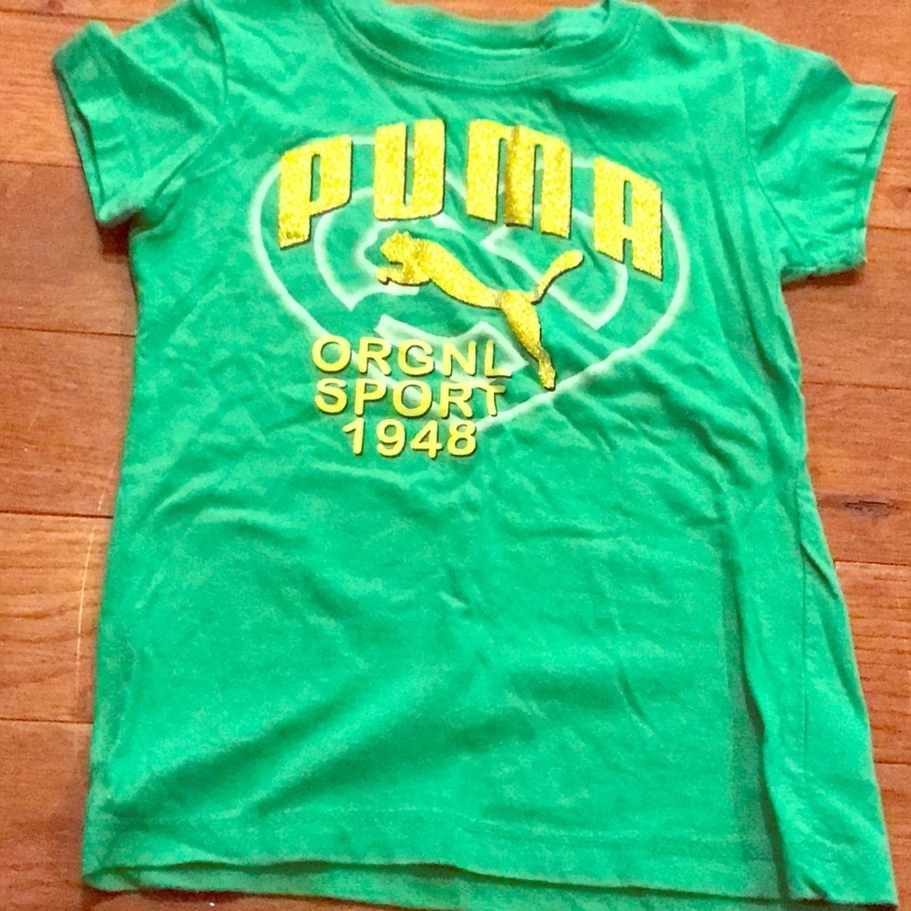 6/$20 Puma kids size 5 shirt